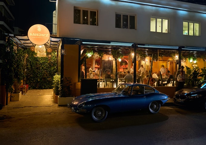 Το μπαρ-εστιατόριο 'Sanchez' στο Ψυχικό 16