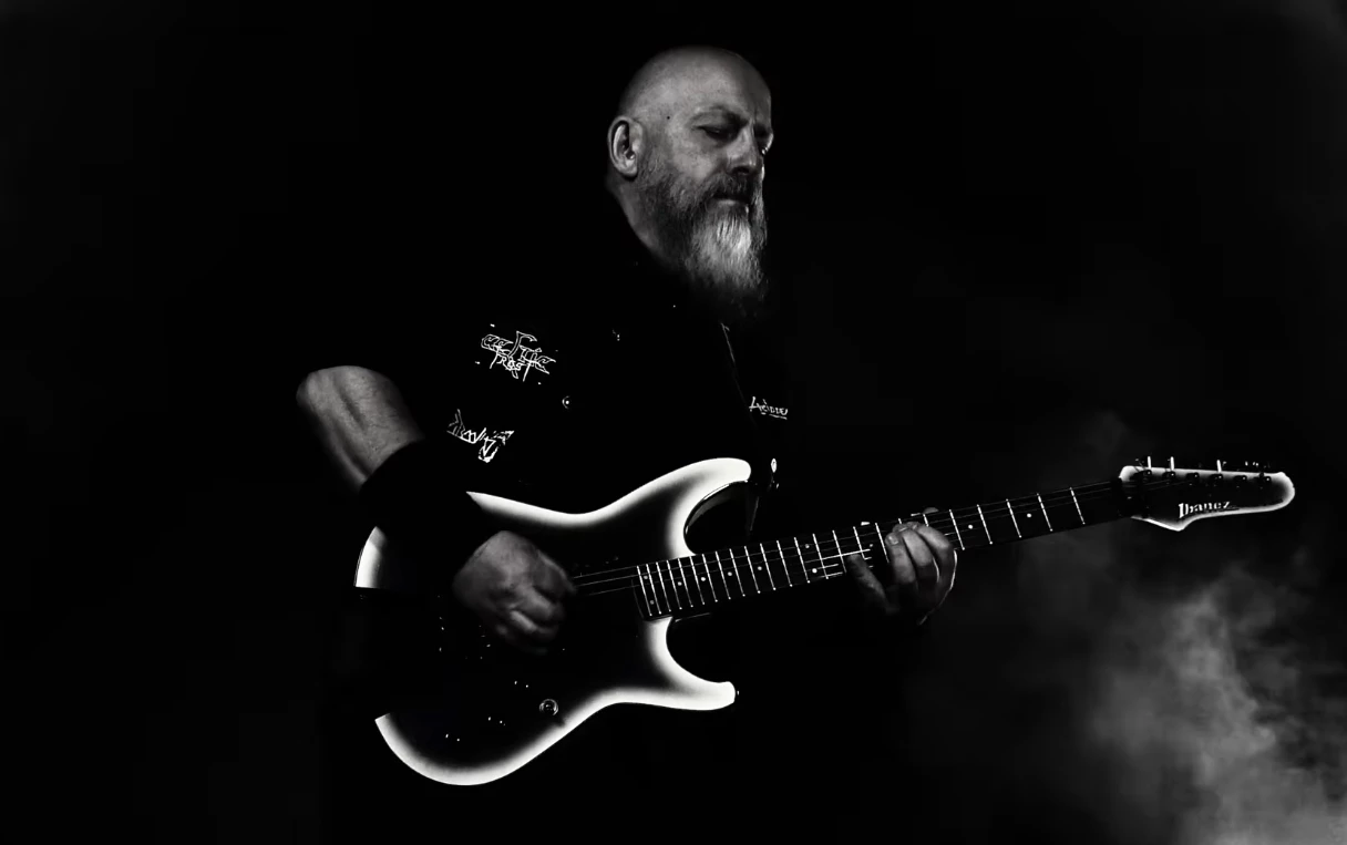 Οι Acid Death διερευνούν την ανθρώπινη εξέλιξη σε ένα εκρηκτικό live