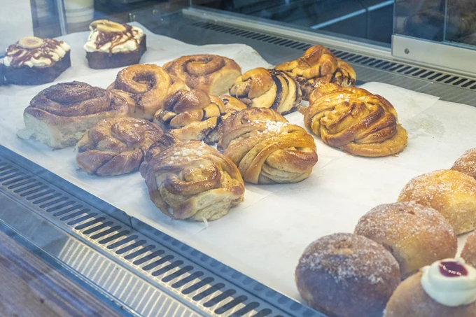 Το Batard Bakery στο Παγκράτι από τον Δήμο Μπαλόπουλο 1