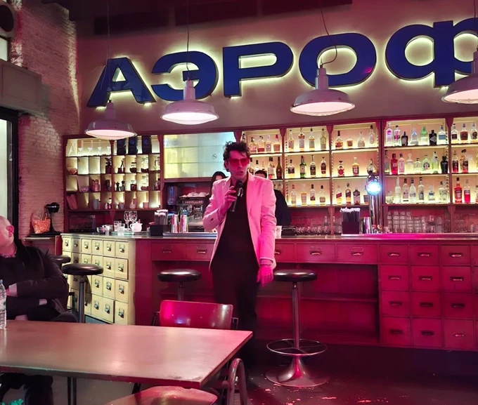 Lo Λευτέρης Παπακώστας