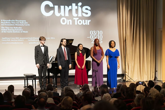 Curtis on Tour 2025