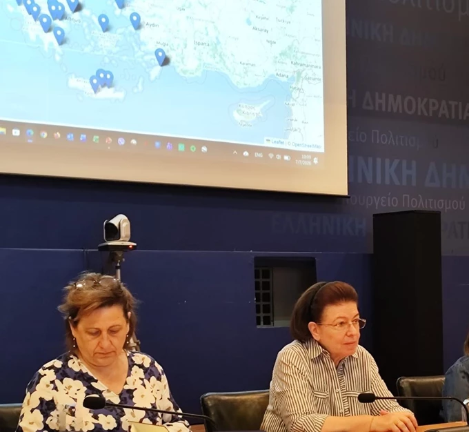 Η Υπουργός Πολιτισμού Λίνα Μενδώνη με τη ΓΓ Πολιτισμού Ολυμπία Βικάτου