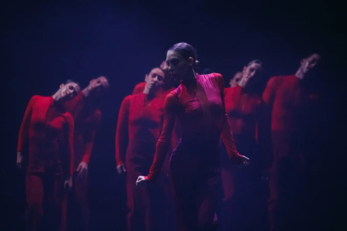 Arc For Dance 16 1-Eva Georgitsopoulou W(H)OMAN (1)
