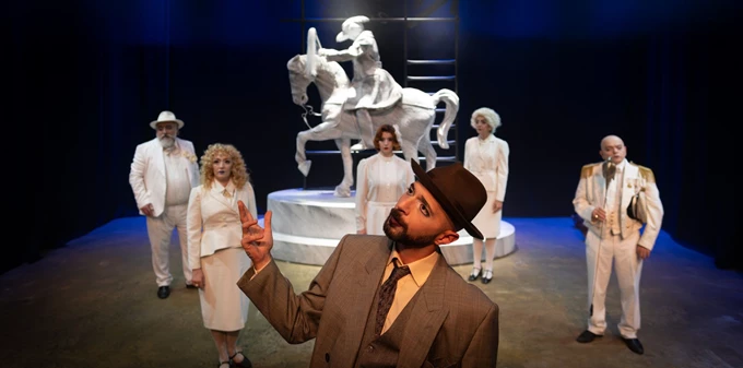 Ο τελευταίος ασπροκόρακας Εθνικό Θέατρο 2024-25