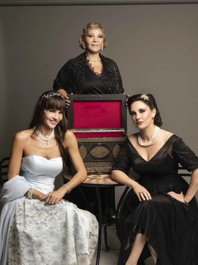 Μαρίκα με είπανε - Μαρίκα με βγάλανε