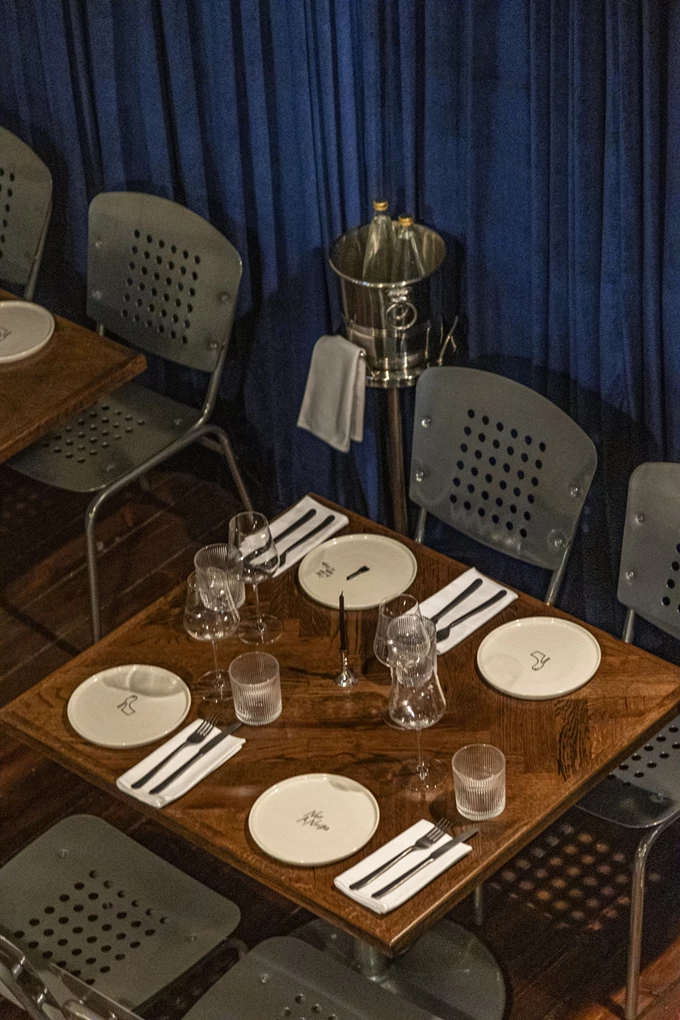 Εστιατόριο Μπαρ Ντίβα στο Κολωνάκι