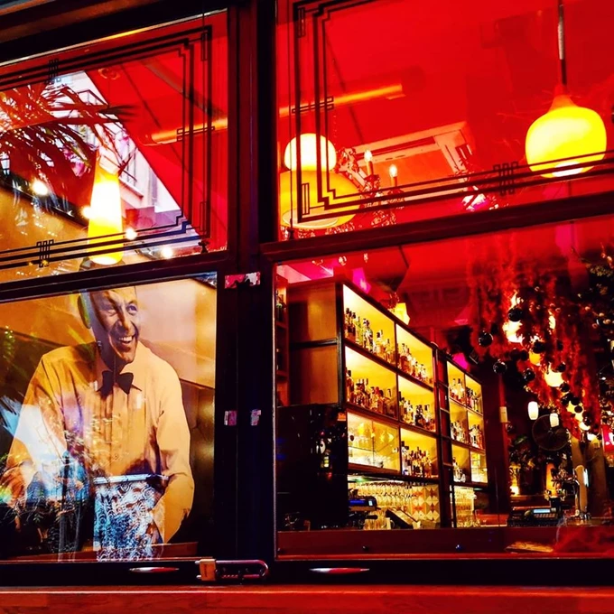 Μπαρ και εστιατόρια της Αθήνας που έκαναν αμέσως σουξέ_Drunk Sinatra