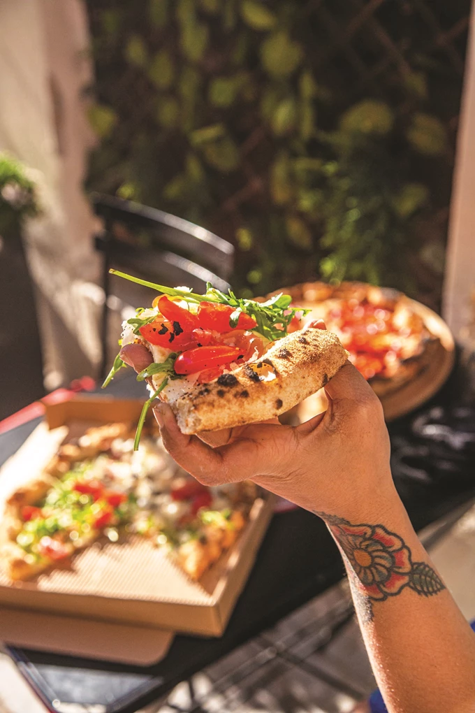 Mozzart pizza