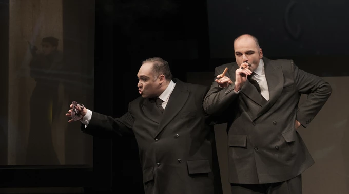 Εκείνος που έκλεψε τη μέρα και πλήρωσε τη νύχτα