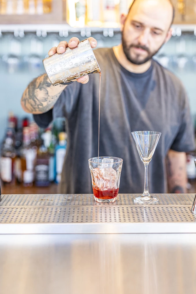 Το καφενείο Γοργόνα στο Παγκράτι 13