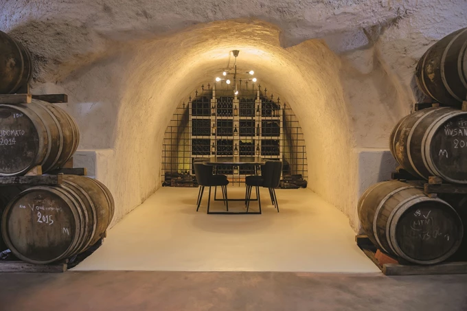 8 ελληνικά οινοποιεία που αξίζει να επισκεφθείς_Κτήμα Χατζιδάκη 4