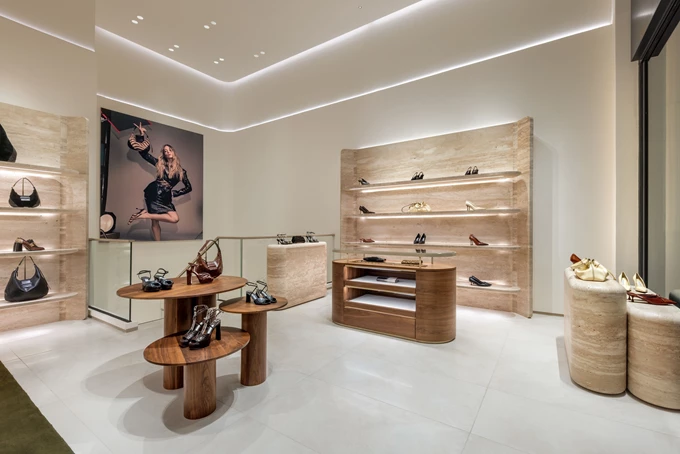 Jimmy Choo