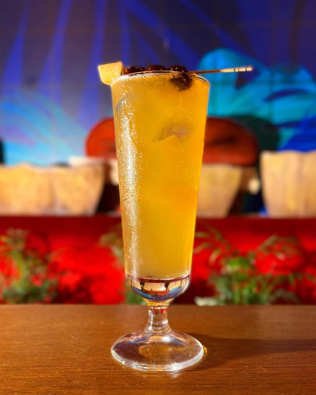 Tiki Bar Athens για μετά το θέατρο 4