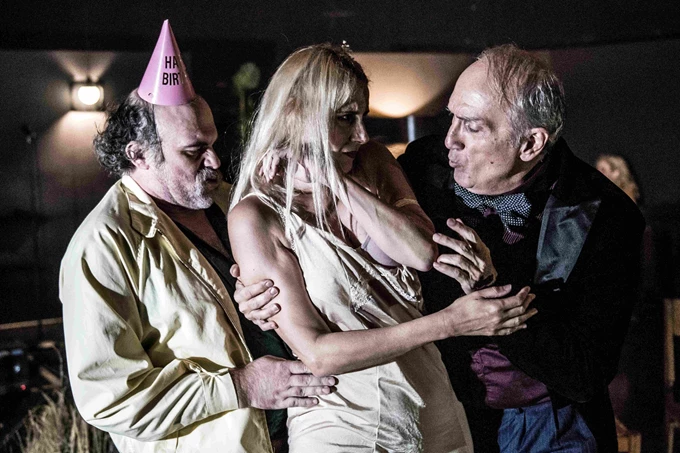 Ιβάνοφ σκηνοθ. Γιάννη Χουβαρδά