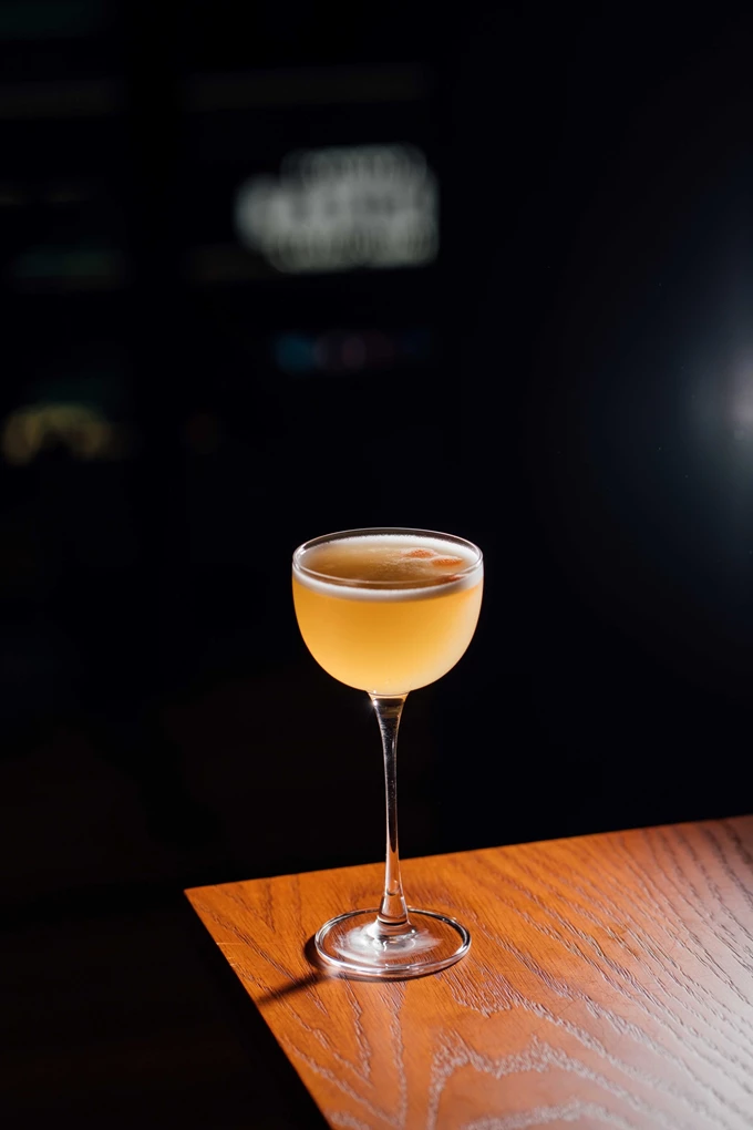 Το εστιατόριο Amphibian του Τάσου Μαντή στη Στέγη 7