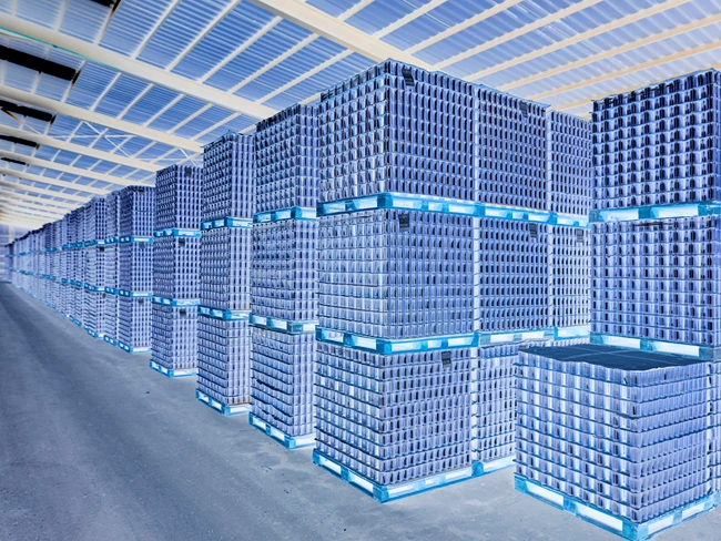 (dis) locations n' (dis) positions here n' there DOULGERIS CHRISTOPHOROS_CANS_ROOM