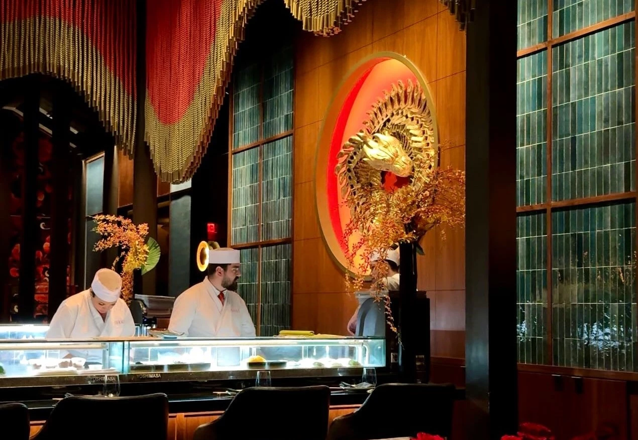 Gekkο: Το εστιατόριο του Bad Bunny στο Μαϊάμι σερβίρει και σούσι και night-life glam