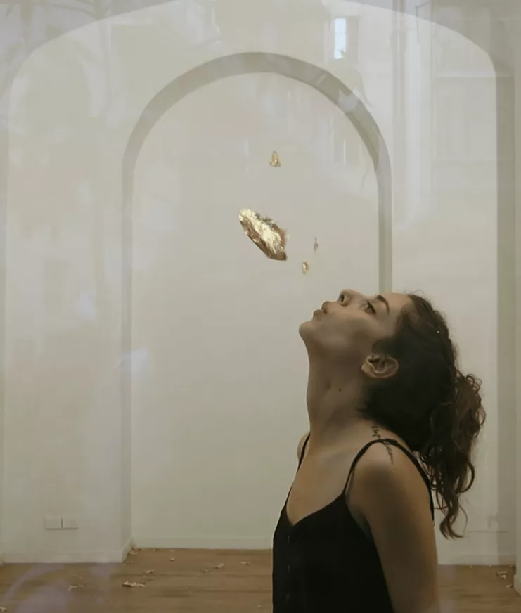 Δέσποινα Χαριτωνίδη, No-body, Gold leaf, performers, Galleria Ub di Nord, Rome IT, 2016