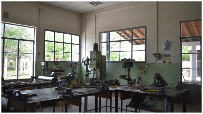 Αβερώφειος Σχολή