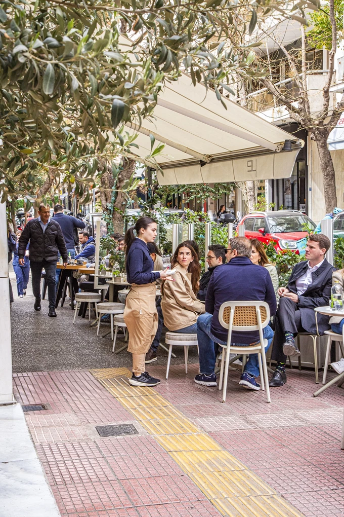 Κολωνάκι, οδός Καψάλη, μe Κολωνάκι 1