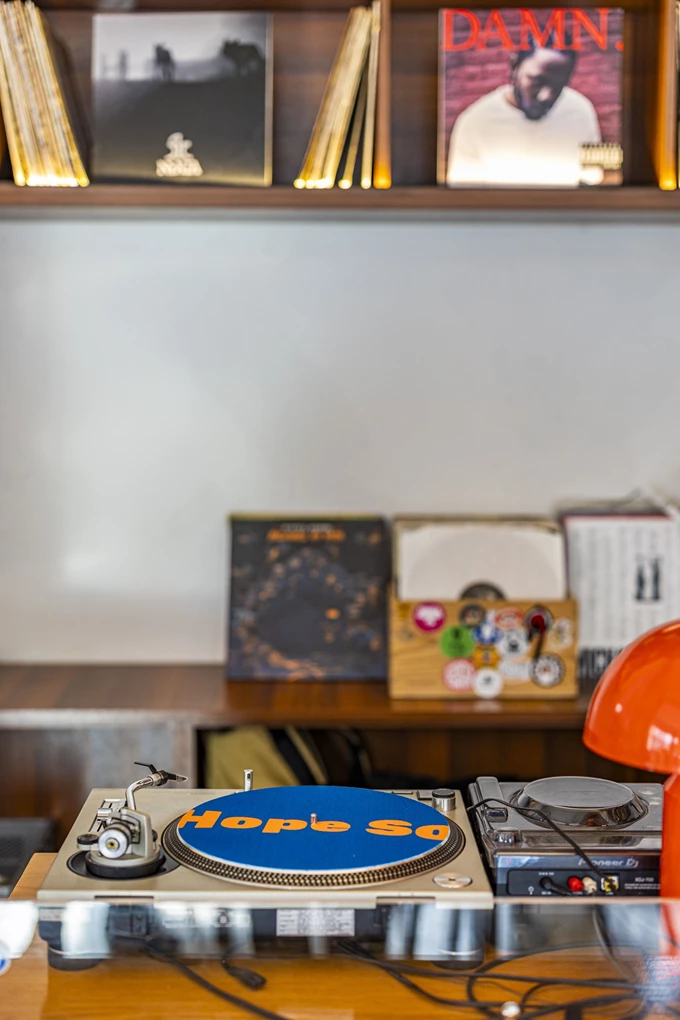 Το νέο μπαρ Hope So στο Περιστέρι 19