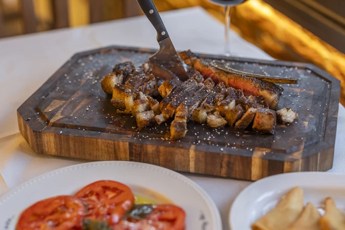 Η χασαποταβέρνα Agrios The Dirty Butcher στο κέντρο της Αθήνας 2