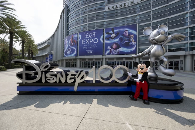 Disney 100 Χρόνια Θαύμα