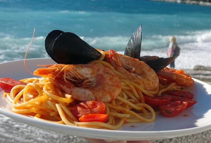 Pepe Rosso Λουτράκι