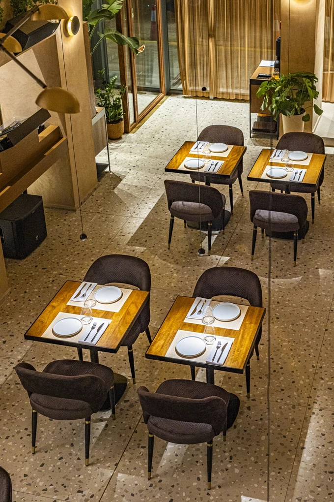 Το bar restaurant Yaboo στον Πειραιά 24