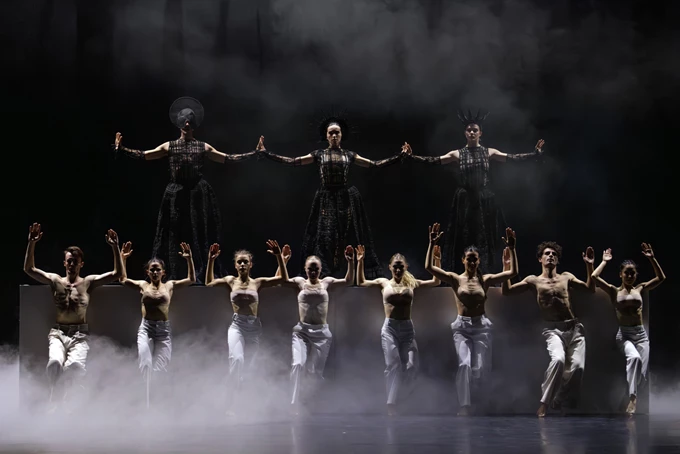 Requiem(s), Ανζελέν Πρελζοκάζ