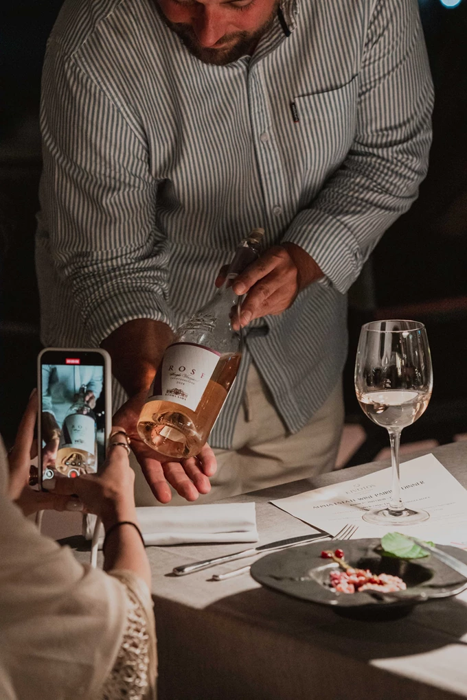 Wine Saturdays x Kivotos