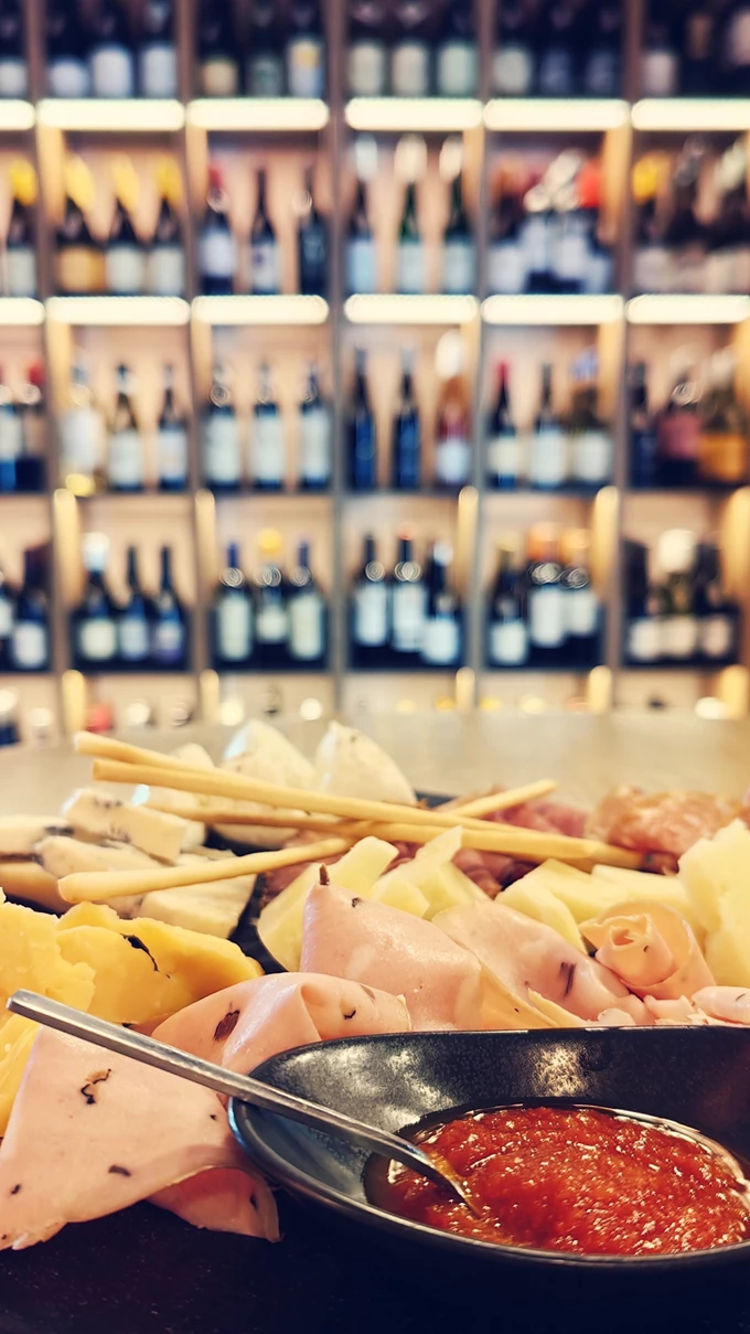 Το Halfglass στην Κηφισιά 7