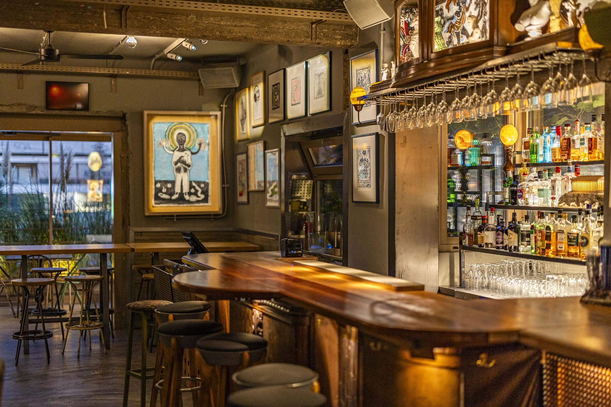 Στα μπαρ της Αθήνας, την πρώτη ημέρα του 2026