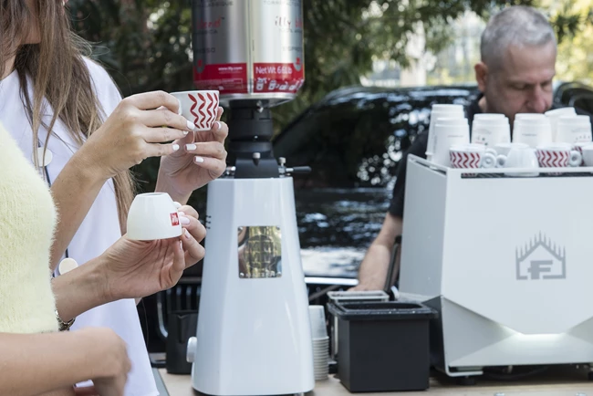 illy 435