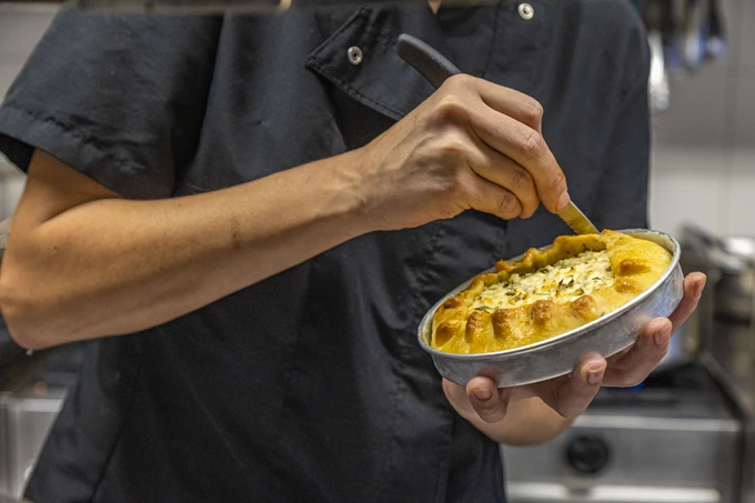 Το εστιατόριο Θάμα Μεζέ στον Χολαργό 4