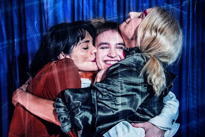 Ιβάνοφ σκηνοθ.: Γιάννης Χουβαρδάς