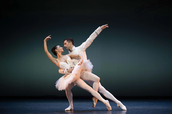 ΚΑΡΥΟΘΡΑΥΣΤΗΣ χορογρ. Χριστιάνα Στεφάνου 2025