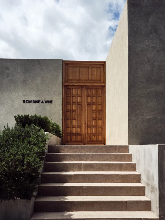 Flow Dine & Wine Restaurant_Exterior