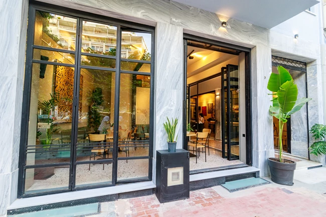 THE ARCHITECTS OF TIME 4