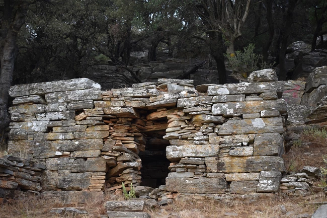 Δρακόσπιτα Κάρυστος