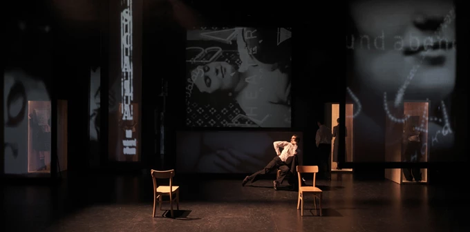 Εκείνος που έκλεψε τη μέρα και πλήρωσε τη νύχτα