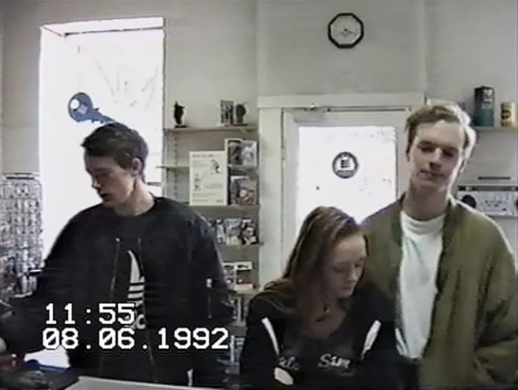 Henrike Nauman, TRIANGULAR STORIES (TERROR), video still, Bratislava/SK, 2012 . Photo: Daniel Carsenty;  ourtesy of the artist and KOW