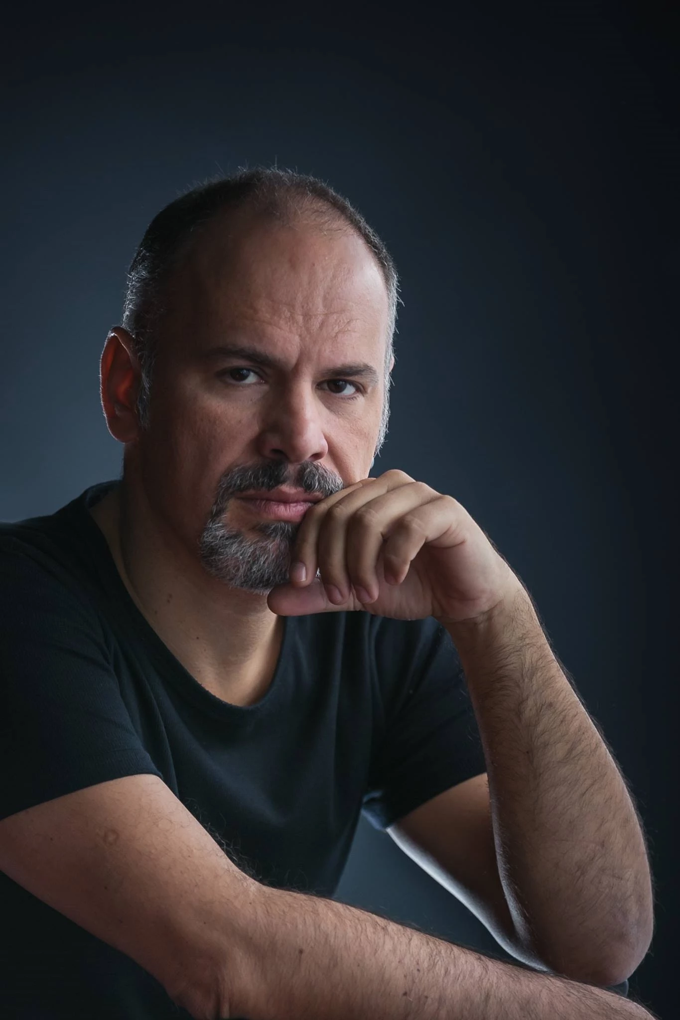 Σωτήρης Καραμεσίνης παράσταση Nina Simone 4 οκτάβες ελευθερίας