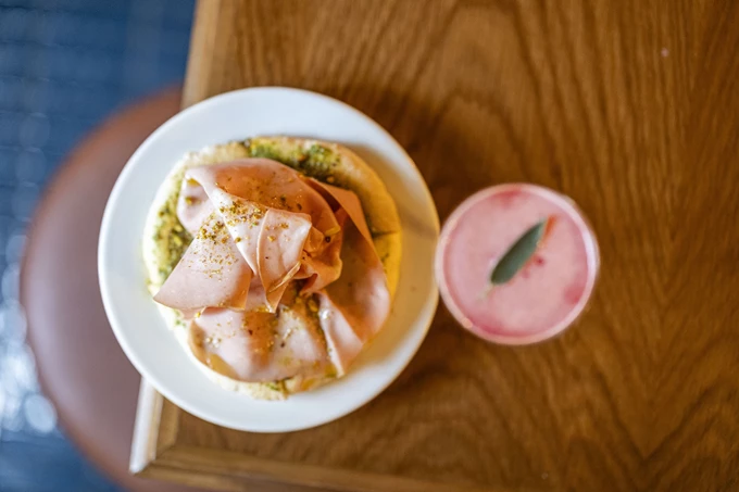 Το μπαρ - εστιατόριο Second Child στο Νέο Ψυχικό 8