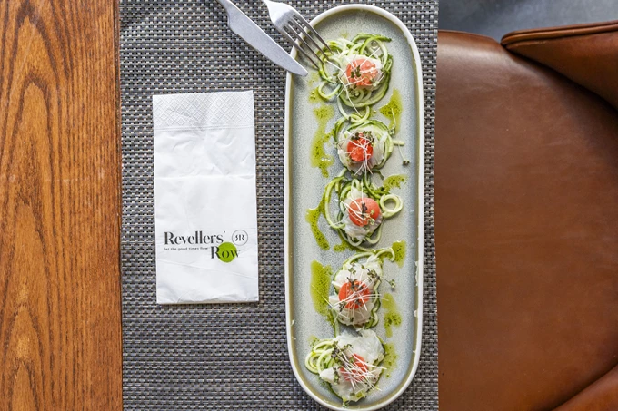 Το εστιατόριο Revellers’ Row Pizza στα Βριλήσσια 5