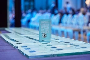 Τα 15+4 Ροζέ Κρασιά που αξίζει να "δώσεις προσοχή" στις φετινές καλοκαιρινές σου διακοπές - εικόνα 21