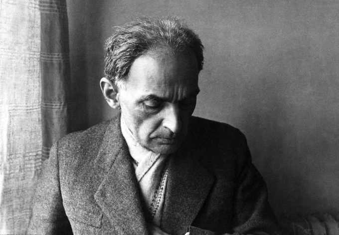 Δημήτρης Πικιώνης