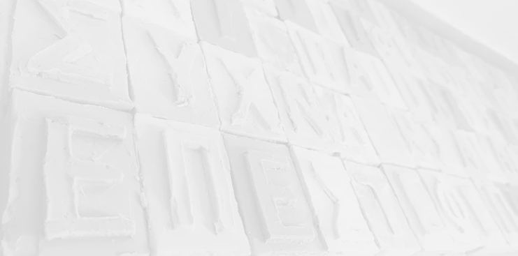 Ζαφειρία Τριβιζά, Αποκλεισμένες μορφές, 2023, σαπούνι, 72 x 231 εκ.