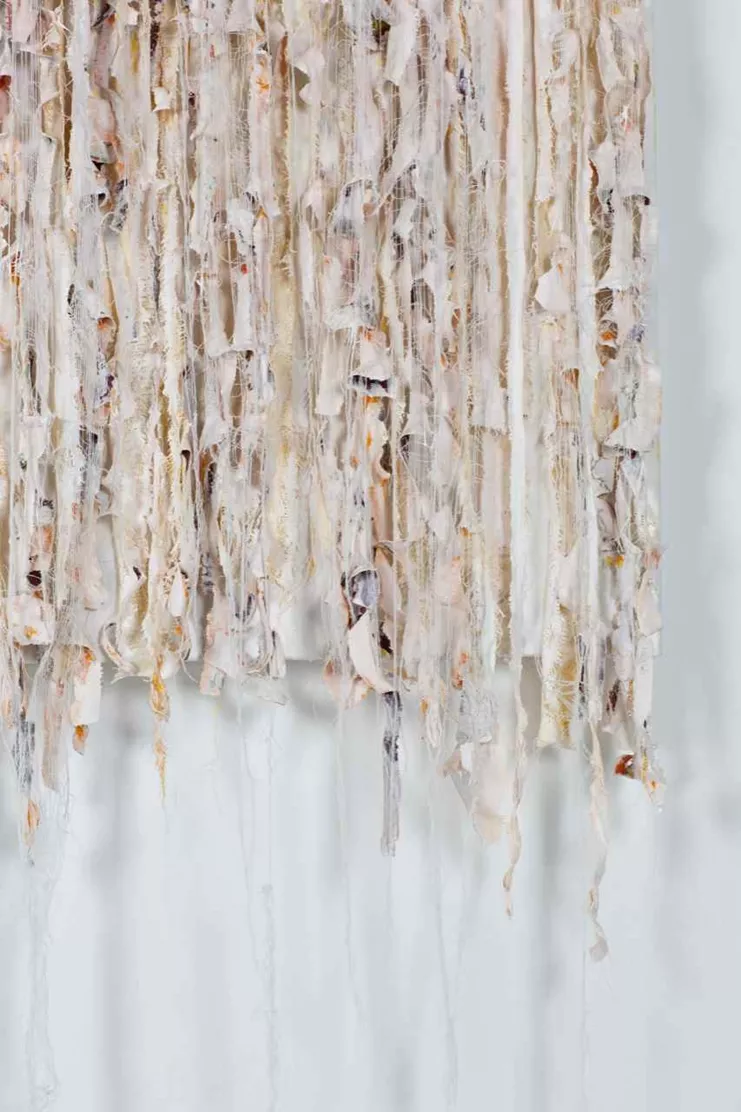 Ευγενία Αποστόλου, Ασκήσεις Αυτοτομίας, 2022. Μελάνι, Λάδι γάζα κόλλα σε καμβά, 150χ110cm λεπτομέρεια