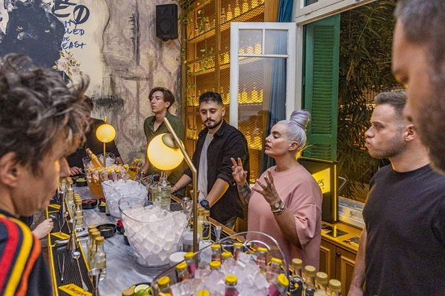 Schweppes exclusive cocktail seminars 2